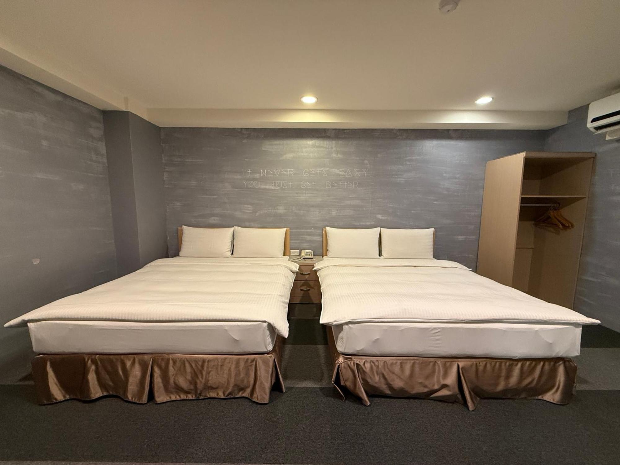 ז'ונגלי Js Hotel-Gallery Hotel מראה חיצוני תמונה