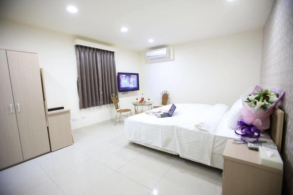 ז'ונגלי Js Hotel-Gallery Hotel מראה חיצוני תמונה